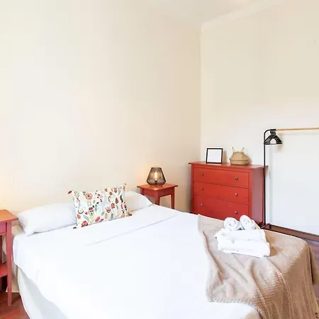 #27 Staywiz Us - Urban Ac 2 Bedrooms 10mins Walk Sea&old Town Apartment