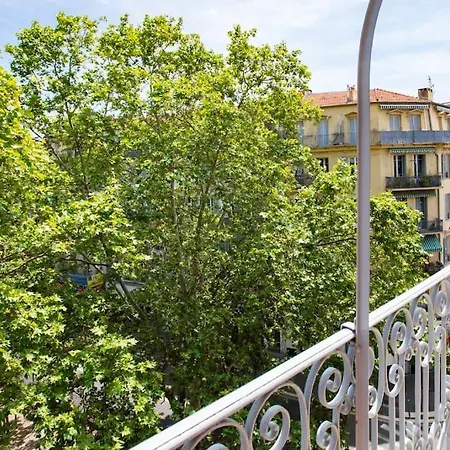 #27 Staywiz Us - Urban Ac 2 Bedrooms 10mins Walk Sea&old Town Apartment