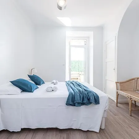 Apartment House-promenade Des Nice