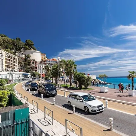 House-promenade Des * Nice