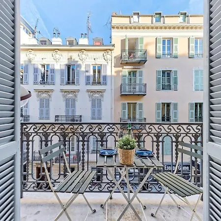 L'elegance Luxueuse Et Cosy ! Nice