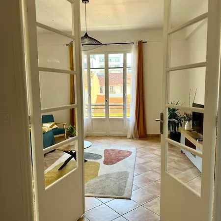 Appartement Grand A 5 Minutes De La Nice