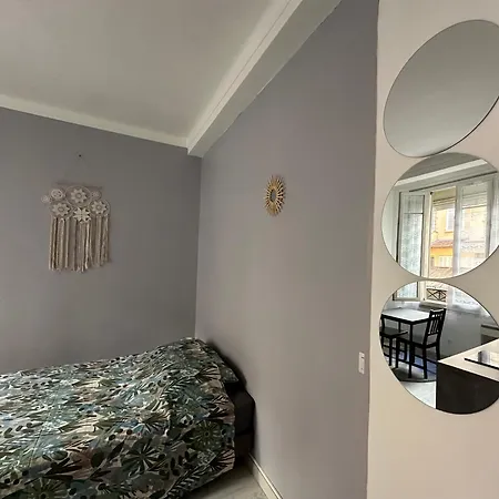 Apartment Studio Oscar Ii Proche Gare