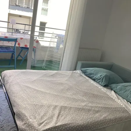 Beautiful T2 With Balcony In Apartment Nice