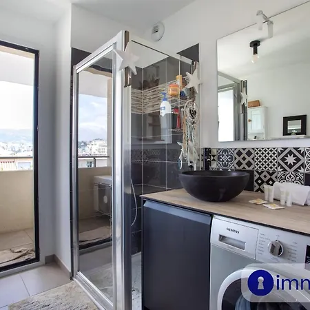 Apartment T3 Air-conditioned Nice