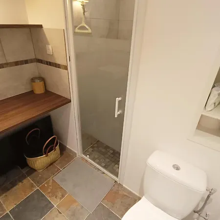 Appartement Refurbished With Terrace And Garden Nice