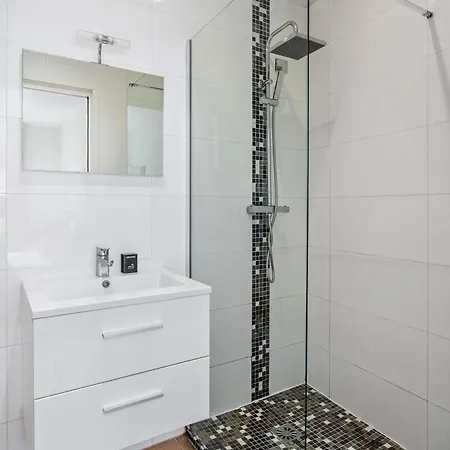 Renting - Rossetti - Modern Haven Heart Of Old Appartement Nice