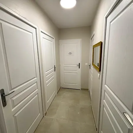 6 Pers Port De Nice, Et Vieux-nice A Pied Apartment Nice