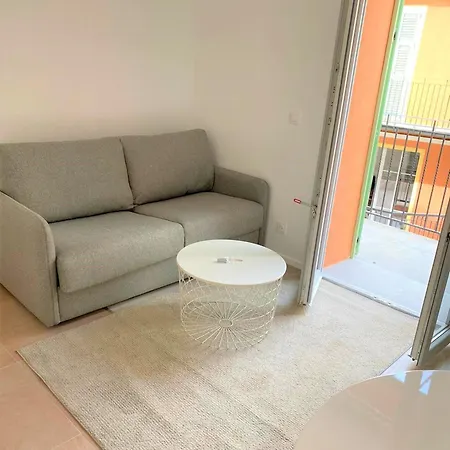 Centre Delille 18 Apartment *