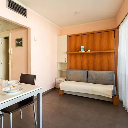 Royal Luxembourg Ap4397 By Riviera Homes Appartement Nice