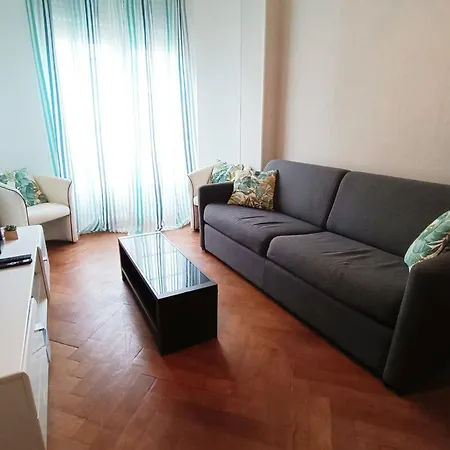 Charming T2 In Center Apartment Nice