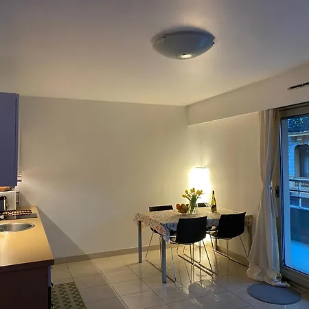 Apartment Grand Palais De La Mediterranee Access