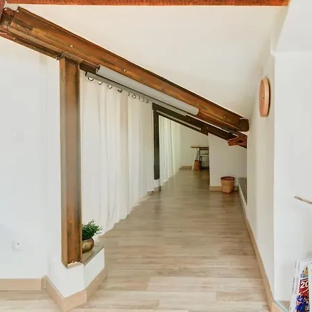 Joli Loft Mansardé Appartement Nice