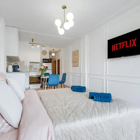 Elegant Avec Balcon Proche Et Tramway Apartment Nice
