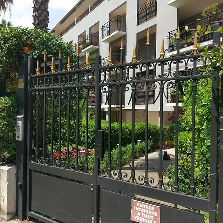 Appartement Harry Garden Nice