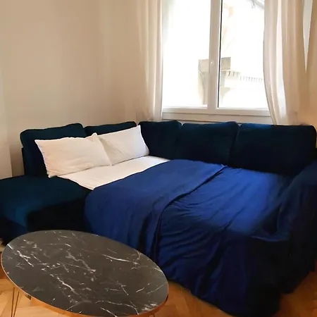 Jazzy Et Spacieux Prom Des Appartement