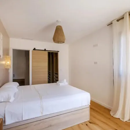 Tranquil Riviera With Sea View Nice