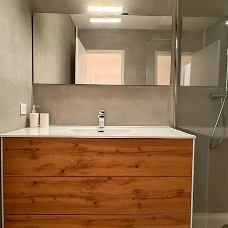 Apartment Luxueux 3 Pieces, Climatise, A 10 Minutes Des Plages, Centre Ville, Vieux Nice