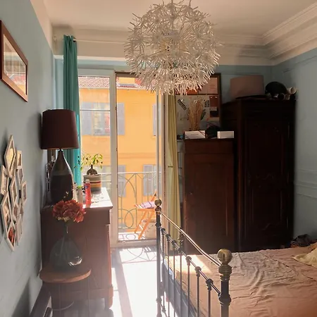 Grand 4 Pieces Bourgeois Familial Apartment