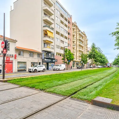 Apartment 2 Pieces Proche De La Mer, Centre *