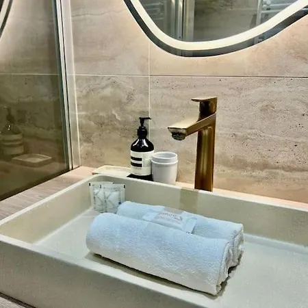 Apartment Le Port - Sublime 2 Pieces Climatise Nice