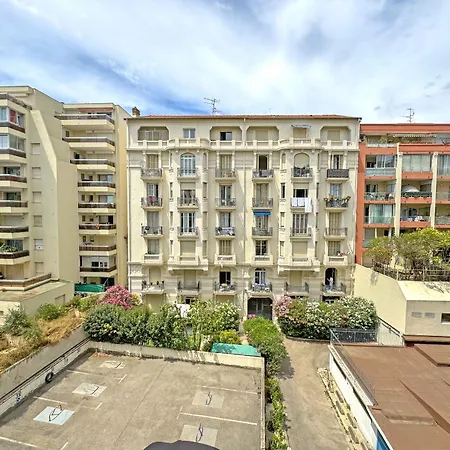 Appartement Milord Promenade 4 *