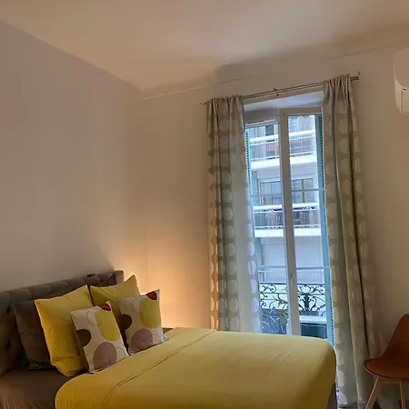 The French Coastal Retreat By J - Central, 5 Mins To Sea, Tram, Train, Ac, Wifi Appartement