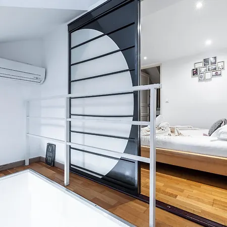 Appartement Massena Street - 1 Bdr Duplex With Ac & Parking *