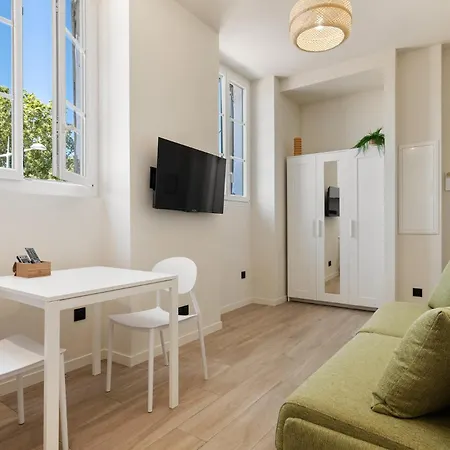 Apartment Place Massena *