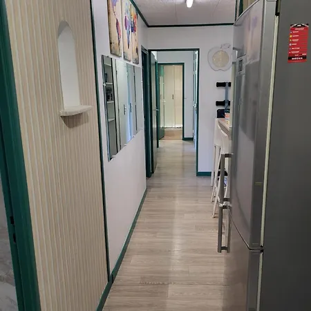 Private Room-3 In Hannana Apartment- 2 Min Walk To Tram 12 Min To Train Station 15 Min To Massena Place Nice