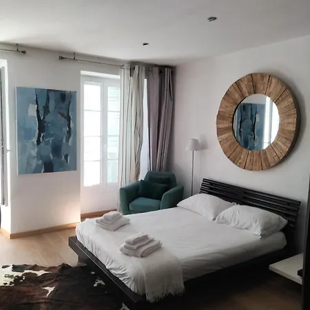Apartment Movida *