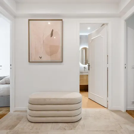 Luxueux, Spacieux Et équipé à 5 Min Du Port Appartement *