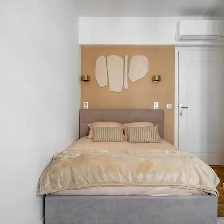Luxueux, Spacieux Et équipé à 5 Min Du Port * Nice