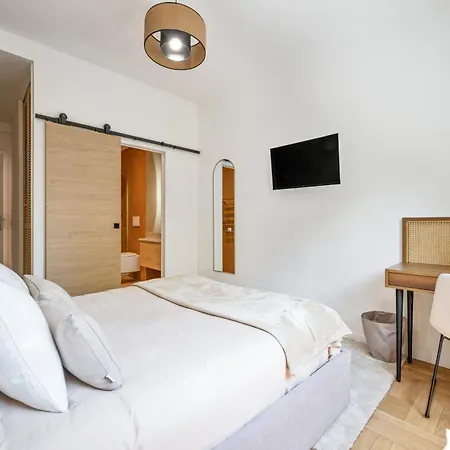 Luxueux, Spacieux Et équipé à 5 Min Du Port Appartement *
