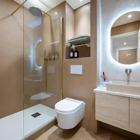 Appartement Luxueux, Spacieux Et équipé à 5 Min Du Port Nice