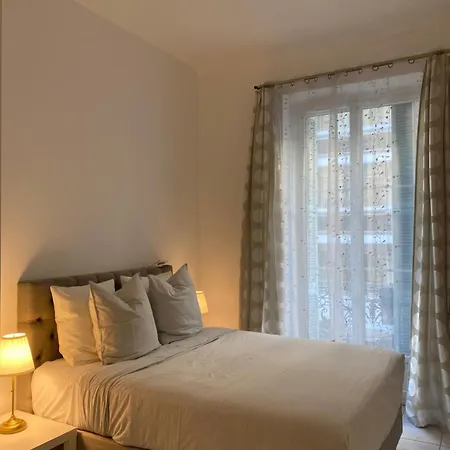 Appartement The French Coastal Retreat By J - Central, 5 Mins To Sea, Tram, Train, Ac, Wifi *