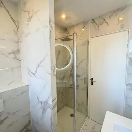 Spacieux à 4 Appartement