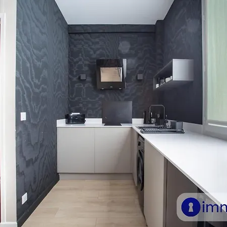 Studio Air-conditioned Port Of Apartment Nice
