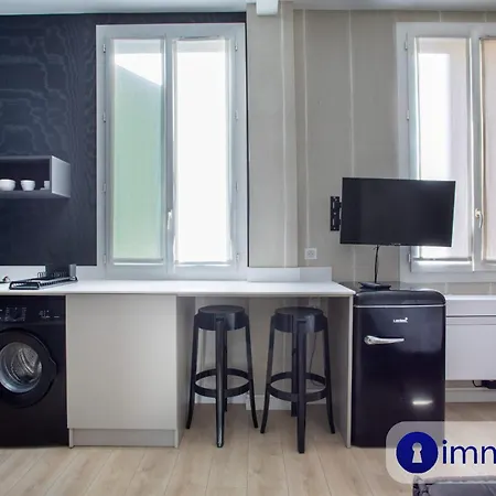 Studio Air-conditioned Port Of Apartment Nice