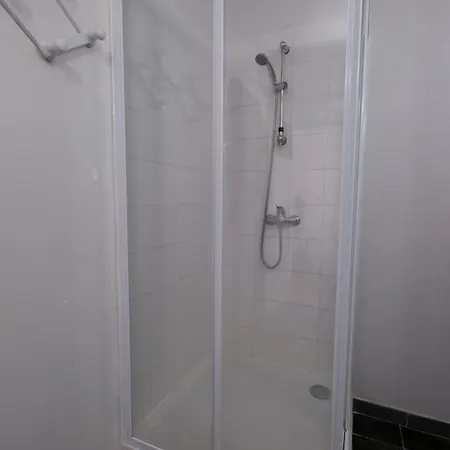 Spacieux Vieux Apartment