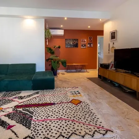 Spacious And Pleasant 3 Bedroom Flat