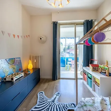 Spacious And Pleasant 3 Bedroom Flat Nice