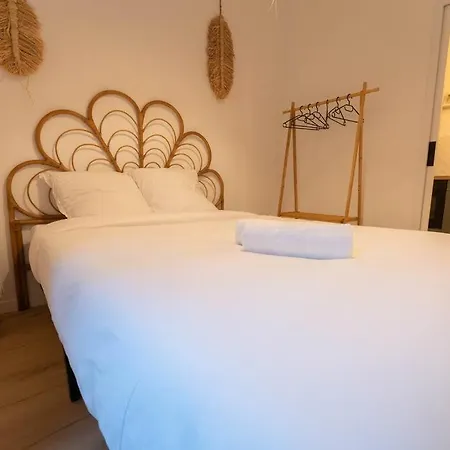 Elegant 4 Pieces Au Centre De Apartment *