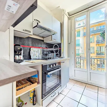 Centre Ville- Magnifique De 50m2 Pres De La Gare Nice- Cosy-wifi *
