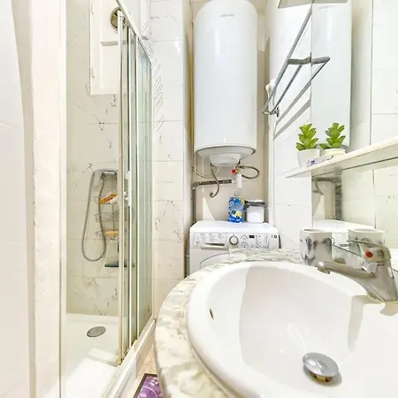 Centre Ville- Magnifique De 50m2 Pres De La Gare Nice- Cosy-wifi Apartment