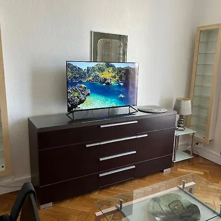 Centre Ville- Magnifique De 50m2 Pres De La Gare Nice- Cosy-wifi Apartment *