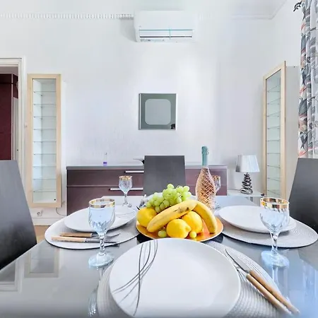 Centre Ville- Magnifique De 50m2 Pres De La Gare Nice- Cosy-wifi *