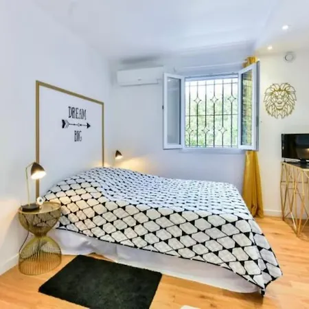 Sea View Villa, Pool, 4 Bedrooms, Air Conditioning, 1 Mile * Nice