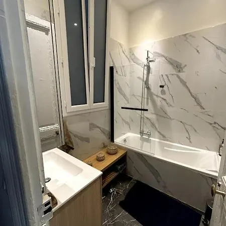 3 Bedroom In Apartment Nice