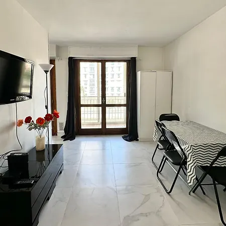 Studio - Plage A 50m, Tram, Wifi Et Commerces Apartment